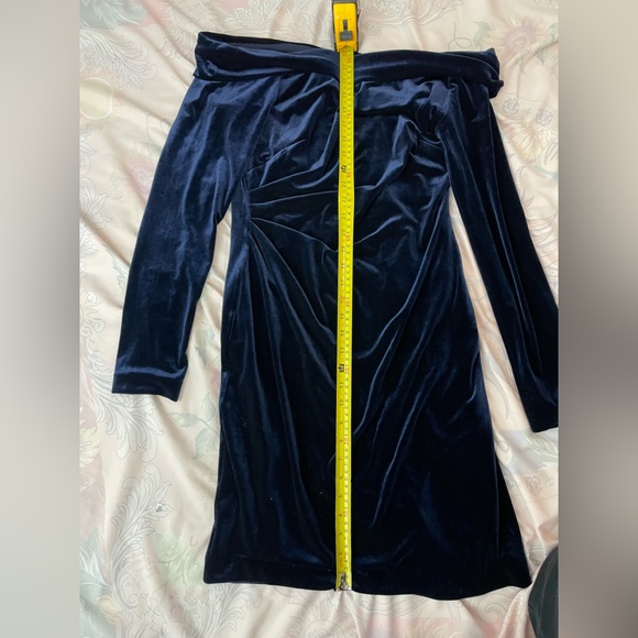 Eliza J navy blue Boatneck Off Shoulder Velvet dress - Picture 7 of 8